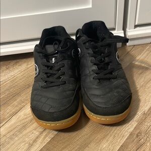 Men's/women’s Black Futsal Indoor Shoes